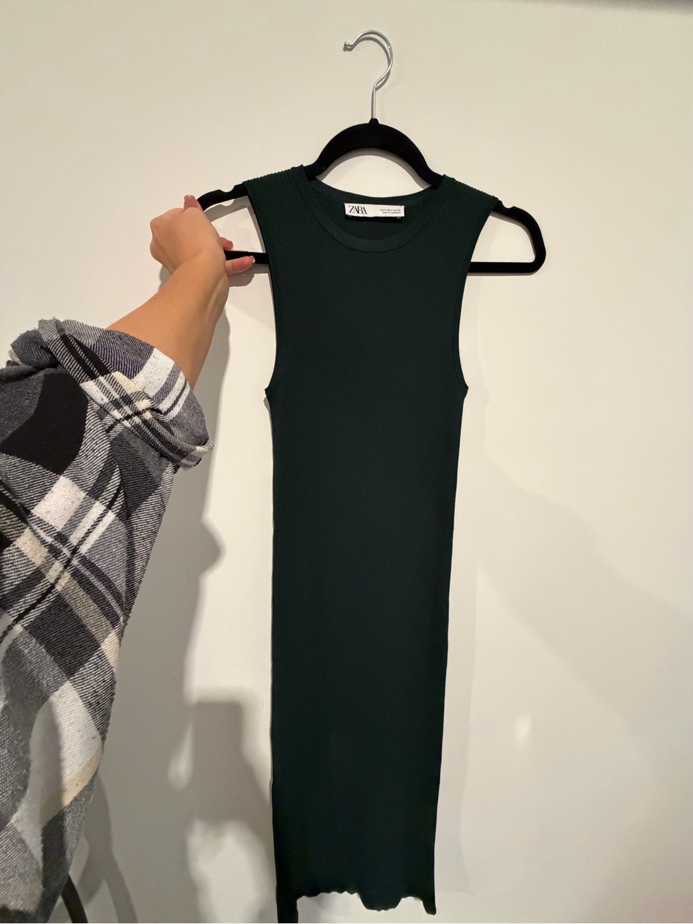 ZARA Sleeveless Ribbed Midi Dress in Dark Green